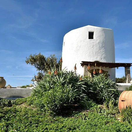 別荘 Anastasia's Windmill And Anastasia's Plaka (Milos)