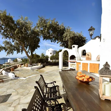 別荘 Anastasia's Windmill And Anastasia's Plaka (Milos)