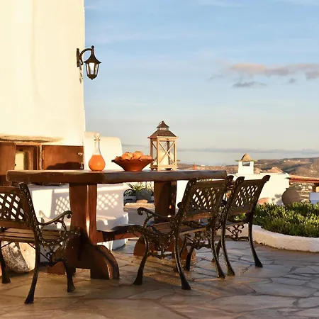 Anastasia's Windmill And Anastasia's Vakantiehuis